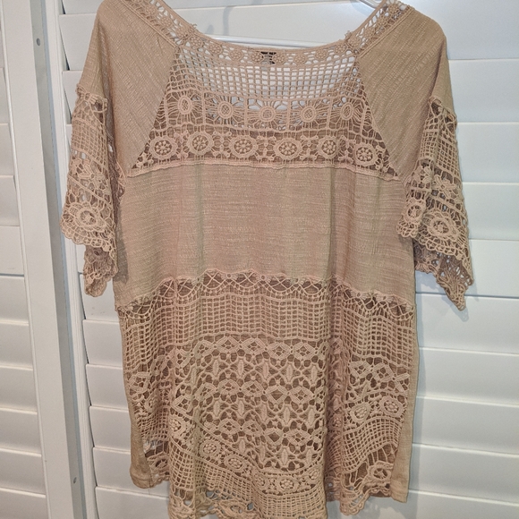 Blouse - Picture 2 of 2